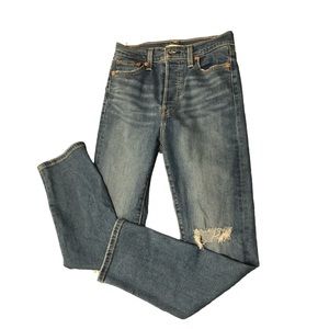 Women’s Levi’s Denim Jeans Size 26 Wedge Straight Ripped L28 W26